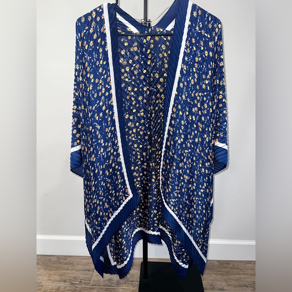 Banana Republic Blue Floral Cardigan